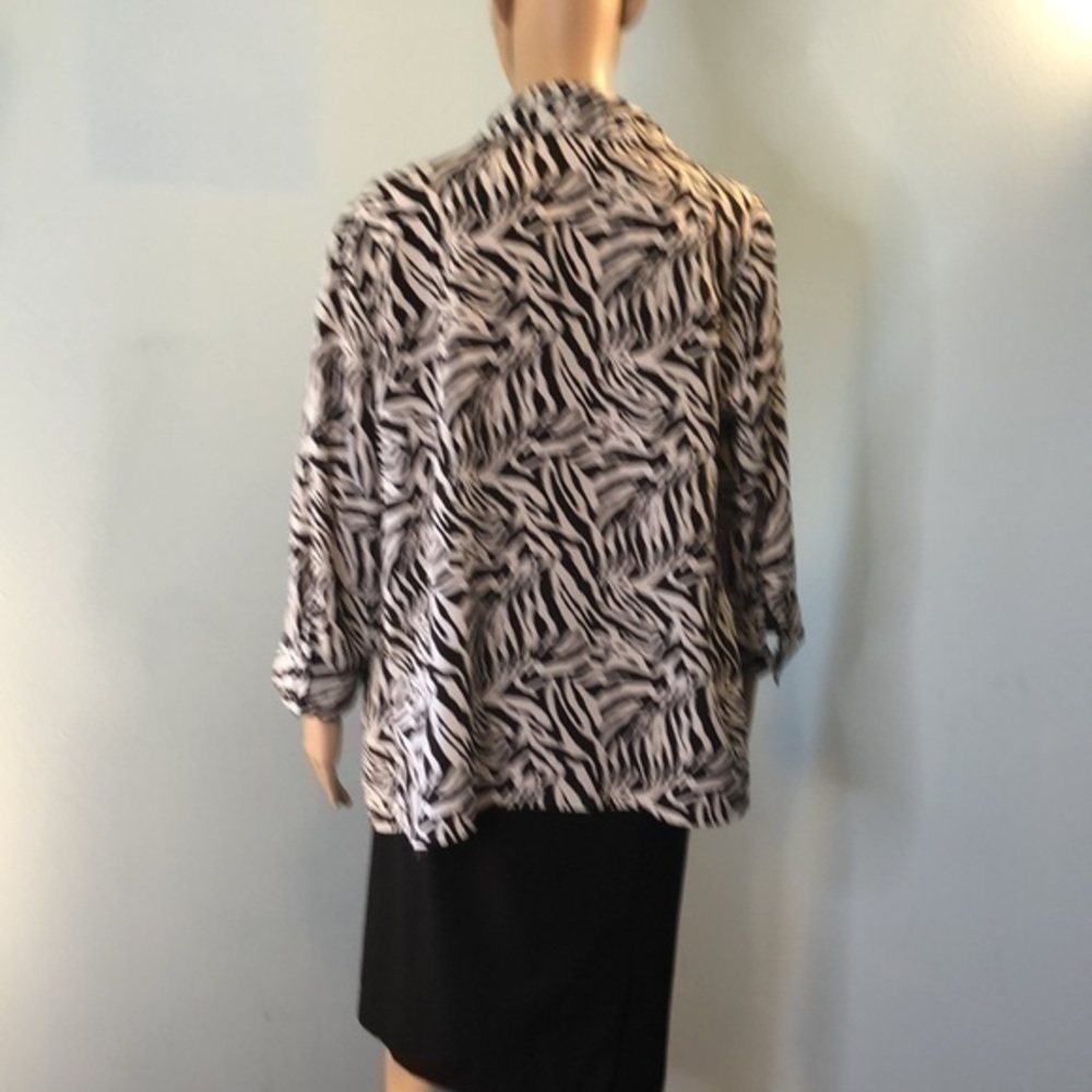 Notations Size 1x Top With Built In Cardigan Zebr… - image 2